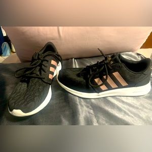 Adidas Cloudfoam Sneakers. Women Size 6.5